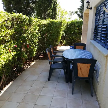 Villa Olivia Protaras